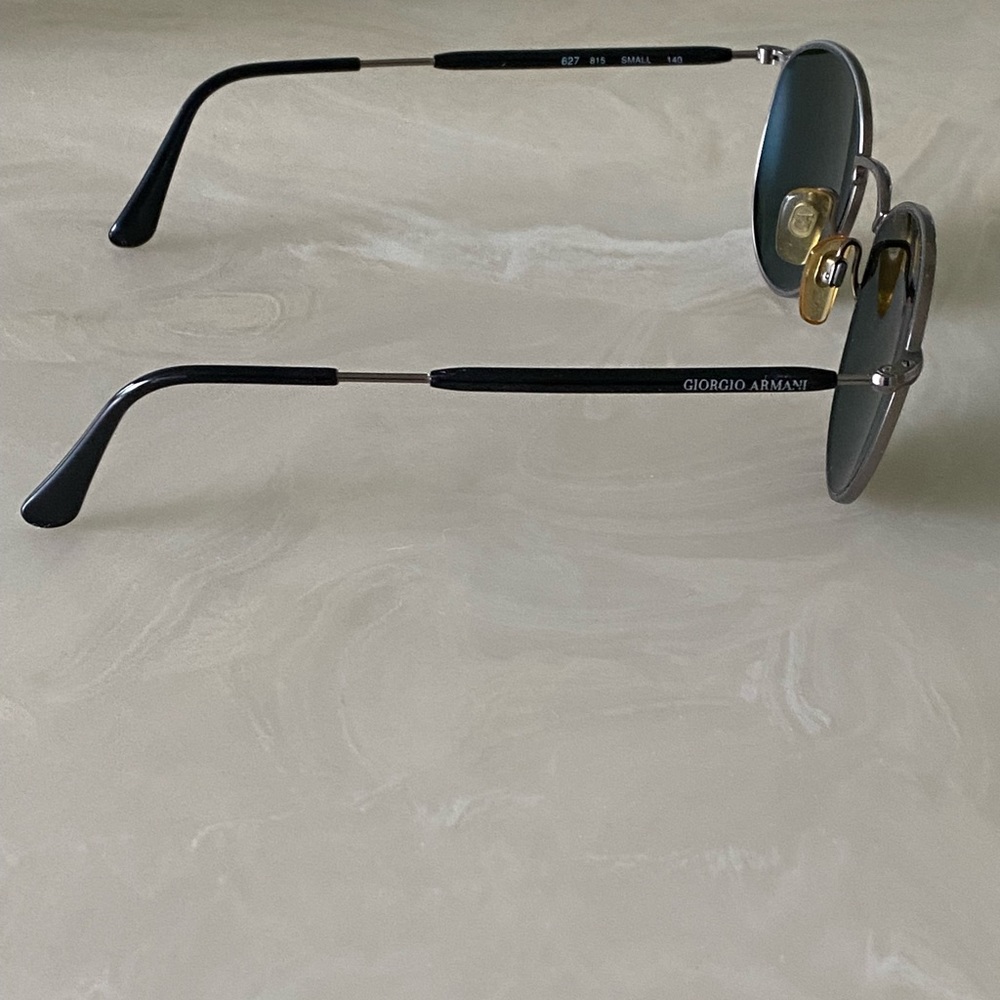 Vintage Giorgio Armani Round Sunglasses. Circa 1987. - Picture 3 of 4